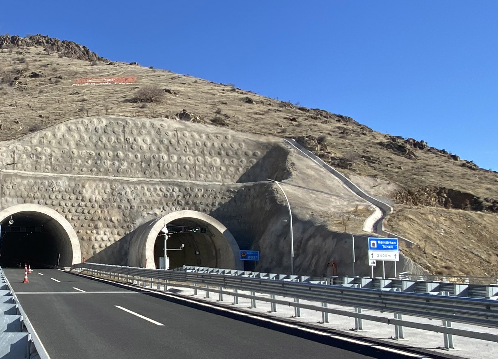 Kömürhan Bridge and Tunnel